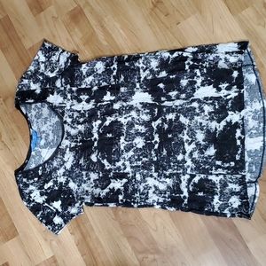 Simply Vera Top.  Size S